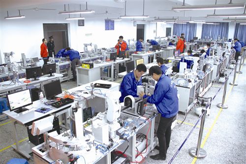 承辦第三屆中國·重慶職業(yè)技能大賽中心賽機(jī)電技術(shù)項(xiàng)目競(jìng)賽