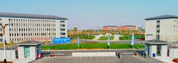 山東化工技師學(xué)院有哪些化工專(zhuān)業(yè)？