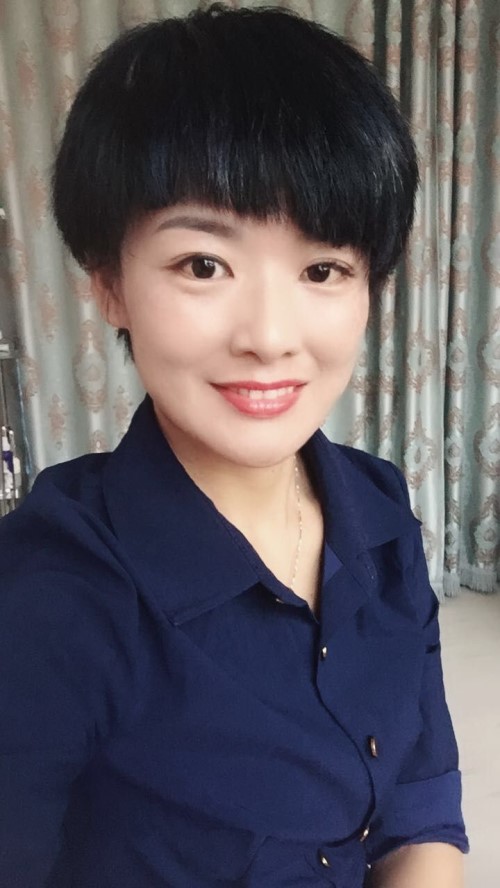 纖指圓夢想！保定東方技工學(xué)校創(chuàng)業(yè)者——李丹！  