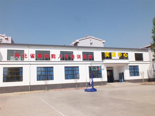 張家口裝備制造技工學(xué)校值得選擇嗎？