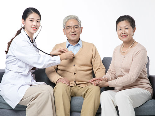 現(xiàn)在護(hù)理行業(yè)前景如何？唐山護(hù)理學(xué)校哪家比較好？
