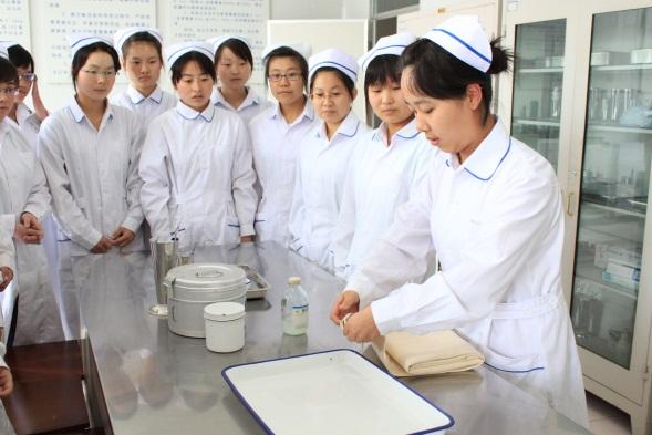 北京護理學校高級護理專業(yè)怎么樣？