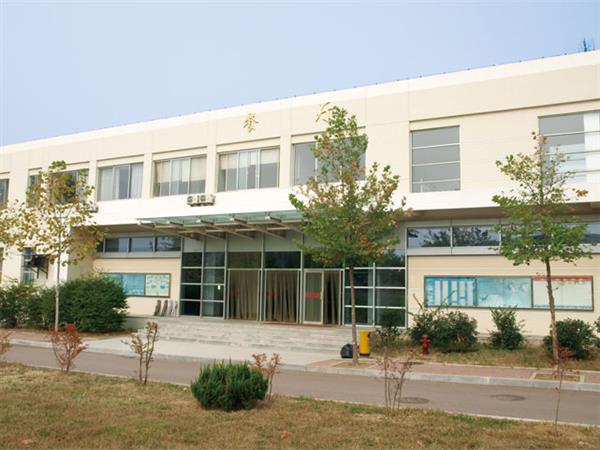 青島中魯中等專業(yè)學(xué)校怎么樣？它開設(shè)的海信班是怎么回事？