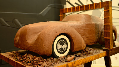 模具制造有哪些類型？煙臺(tái)市福田區(qū)技工學(xué)校為你解答！