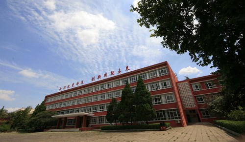 中國洛陽一拖技師學(xué)院有哪些就業(yè)保障？