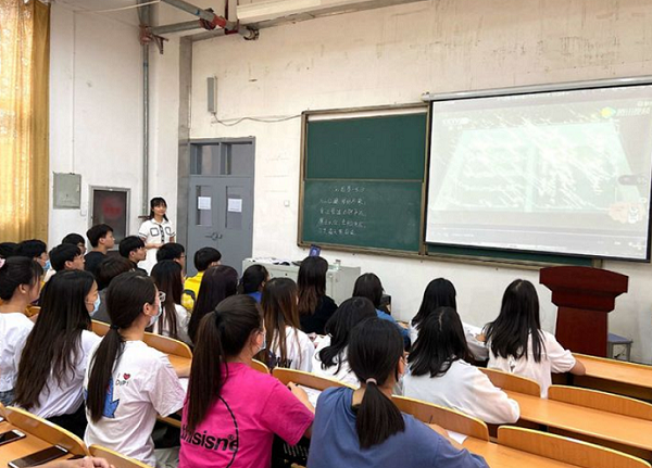 洛陽學(xué)習(xí)旅游專業(yè)推薦哪些學(xué)校？