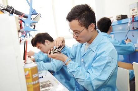 保定技工學(xué)校能學(xué)手機(jī)維修專(zhuān)業(yè)怎么樣？