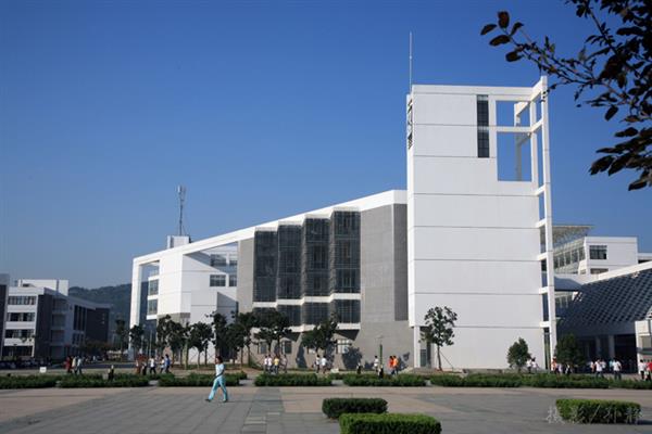 日照職業(yè)技術(shù)學(xué)院飛行器制造技術(shù)專(zhuān)業(yè)都會(huì)學(xué)習(xí)哪些課程？