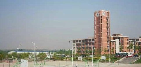 與同類院校相比，泰安技師學(xué)院都有哪些優(yōu)勢(shì)？