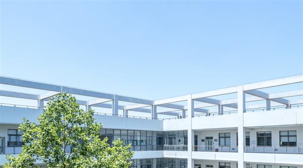 學(xué)歷+技能雙保障？保定新興工業(yè)技工學(xué)校歡迎你！